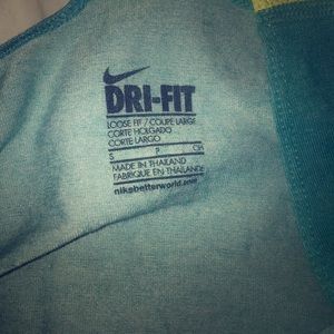 Nike top